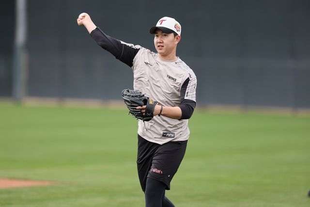 LG 트윈스 투수 유영찬을 올 시즌 팀의 마무리 투수로 뒷문을 책일질 예정이다. 엑스포츠뉴스 DB