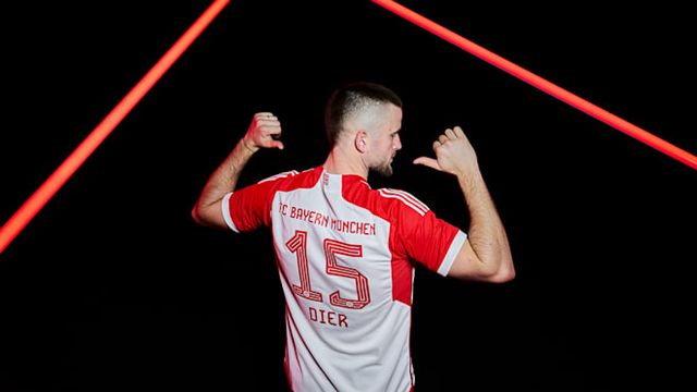 독일 언론이 분데스리가 바이에른 뮌헨-다름슈타트 맞대결이 끝난 뒤 이날 수 차례 실수한 잉글랜드 전 국가대표 뮌헨 수비수 에릭 다이어에 4점을 줬다. 낮은 점수였지만 공격진에서 분투한 토마스 뮐러, 리로이 자네보다는 높은 평점을 매겨 시선을 모았다. 바이에른 뮌헨