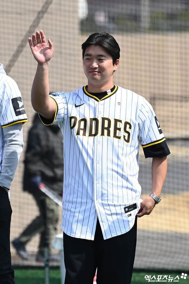 미국 메이저리그 샌디에이고 파드리스의 투수 고우석. 3월 18일 서울 고척스카이돔에서 열리는 스페셜 매치에서 친정팀 LG 트윈스를 상대로 마운드에 오를 예정이다. 사진 엑스포츠뉴스 DB