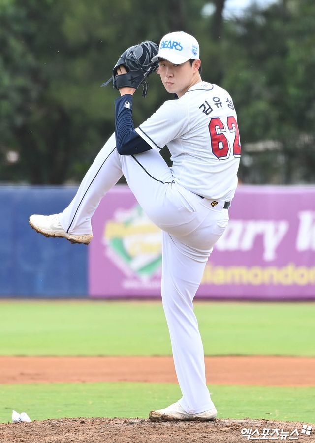 프로 2년차를 맞이한 두산 베어스 우완 파이어볼러 유망주 김유성. 사진 엑스포츠뉴스 DB