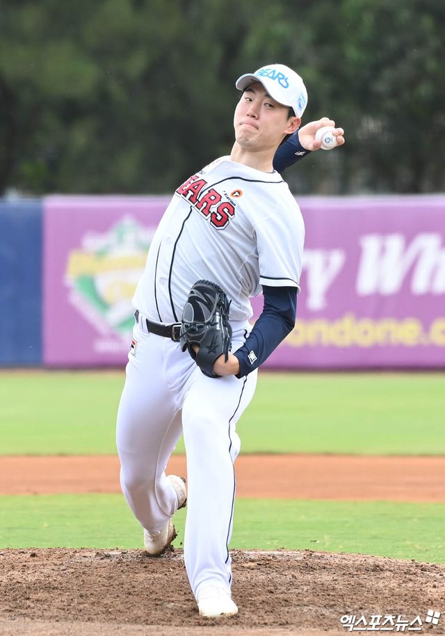 프로 2년차를 맞이한 두산 베어스 우완 파이어볼러 유망주 김유성. 사진 엑스포츠뉴스 DB