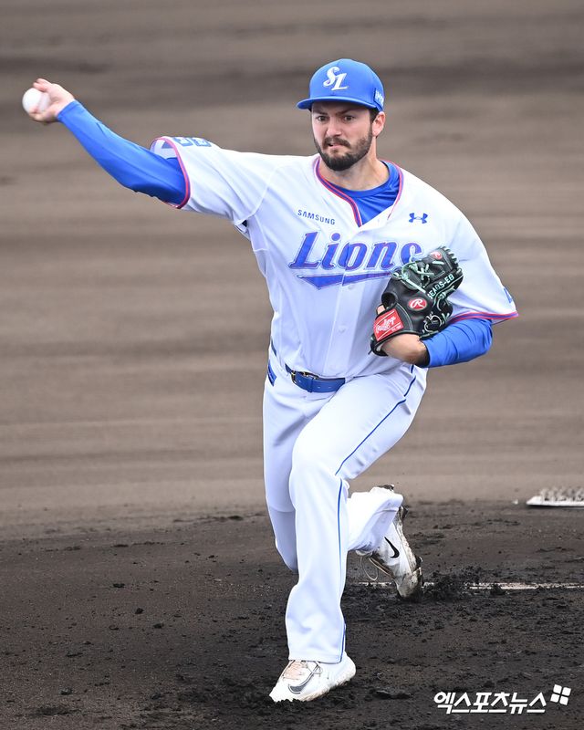 삼성 라이온즈 선발투수 코너 시볼드. 엑스포츠뉴스 DB
