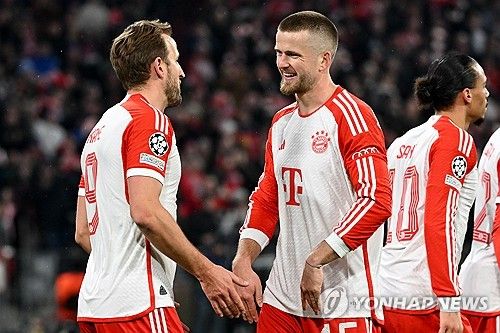 김민재가 에릭 다이어처럼 선 임대 후 완전 이적 조건으로 이탈리아 명문 인터밀란 유니폼을 입을 가능성이 제기됐다. 토트넘에서 밀려난 다이어가 그랬던 것처럼 뮌헨에서 밀려난 김민재도 임대 후 완전 이적으로 인터밀란에 가는 그림이 그려질 수 있다. 연합뉴스