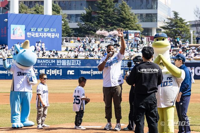 창원 팬들과 소중한 시간을 보낸 스크럭스. NC 다이노스