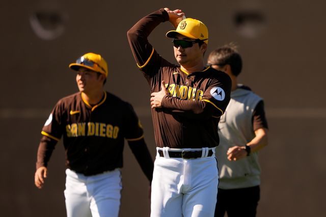 미국 메이저리그 샌디에이고 파드리스의 고우석이 27일 미국 캘리포니아주 샌디에이고의 펫코파크에서 열린 2024 메이저리그 시범경기 시애틀 매리너스와 홈 경기에서 0.2이닝 3실점으로 부진했다. 사진 연합뉴스