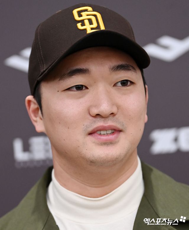 고우석은 7일 미국 애리조나주 피오리아의 피오리아 스타디움에서 열린 2024 메이저리그 시범경기 신시내티 레즈와의 홈경기에서 1이닝 1피안타 1탈삼진 무실점을 기록했다. 지난 4일 미국 애리조나주 피오리아 스타디움에서 열린 시애틀 매리너스와 시범경기에서 1이닝 2피안타 1볼넷 1탈삼진 1실점으로 부진했던 아쉬움을 털어냈다. 사진 엑스포츠뉴스 DB