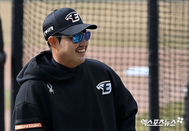 7일 오후 대전 한화생명이글스파크에서 진행되는 한화 청백전 경기, 경기 전 한화 채은성이 훈련에 임하고 있다. 대전, 김한준 기자