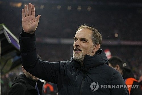 바이에른 뮌헨의 화력이 폭발했다. 뮌헨이 시즌 4호 해트트릭을 달성한 해리 케인을 앞세워 마인츠를 상대로 7-1 대승을 거뒀다.&nbsp;마인츠 선발 명단에 포함된 이재성과 달리 벤치에서 시작한 김민재는 후반전 교체로 투입돼 18여분을 소화했다. 이재성이 후반 20분에 교체되어 나갔고 김민재가 후반 30분경 들어왔기 때문에 두 선수의 코리안 더비는 성사되지 않았다. 사진 연합뉴스