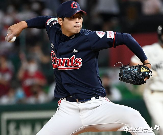 구승민은 9일 사직구장에서 열린 '2024 신한 SOL Bank KBO 리그' 삼성 라이온즈와 주중 3연전 1차전에서 구원 등판해 ⅔이닝 1실점으로 흔들렸다. 최근 부진이 이어지며 평균자책점은 30.38을 기록 중이다. 엑스포츠뉴스 DB