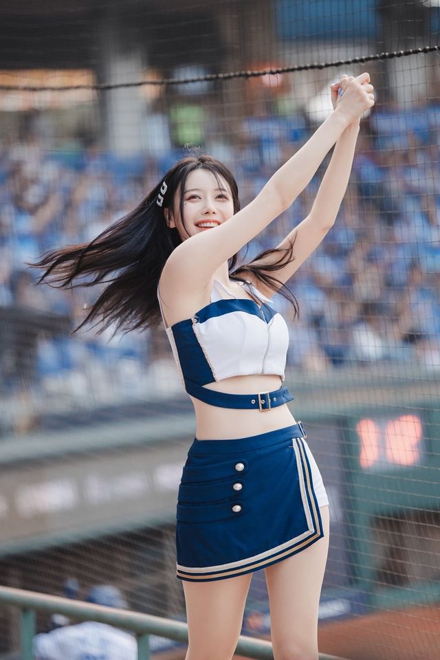 이아영 치어리더가 대만 프로야구 푸방 가디언즈와 계약을 체결했다. 원픽이엔티 제공