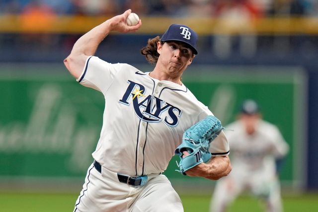 탬파베이 레이스 우완투수 라이언 페피엇이 14일 미국 플로리다주 세인트피터스버그에 위치한 트로피카나필드에서 열린 2024 미국프로야구 메이저리그 샌프란시스코 자이언츠와의 홈경기에 선발 등판, 5이닝 5피안타(2피홈런) 1볼넷 6탈삼진 4실점을 기록하면서 시즌 2패째를 떠안았다. AP 연합뉴스