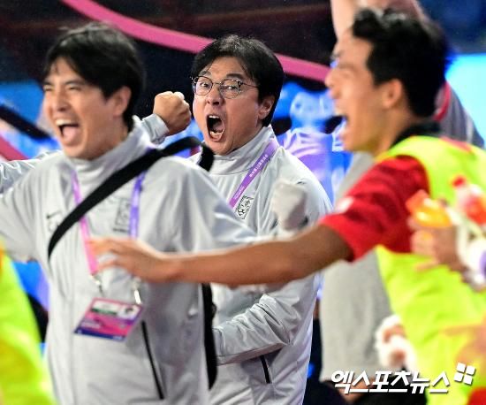 일본은 2022 항저우 아시안게임에서 한국에 당한 역전패를 잊지 않은 모양이다. 아시안게임 결승전 이야기를 꺼내자 일본 기자는 쓴웃음을 지었다. 사진 엑스포츠뉴스 DB