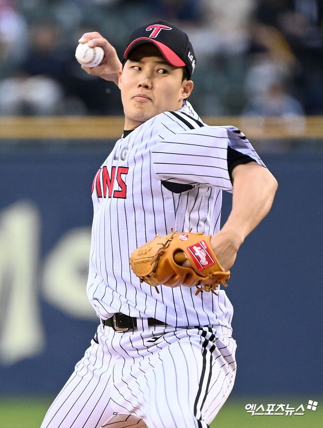 LG 트윈스 선발투수 임찬규가 정규시즌 경기에 등판해 투구하고 있다. 엑스포츠뉴스 DB