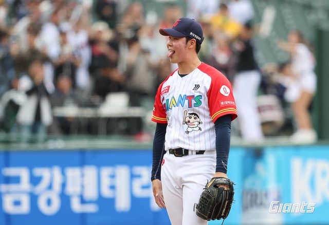 롯데 자이언츠 신인 투수 전미르. 지난 3월 23일 정규시즌 개막전부터 줄곧 1군 엔트리에 이름을 올리고 있다. 14경기에 나와 13.1이닝 1승 무패, 2홀드, 평균자책점 1.35로 활약 중이다. 사진 롯데 자이언츠