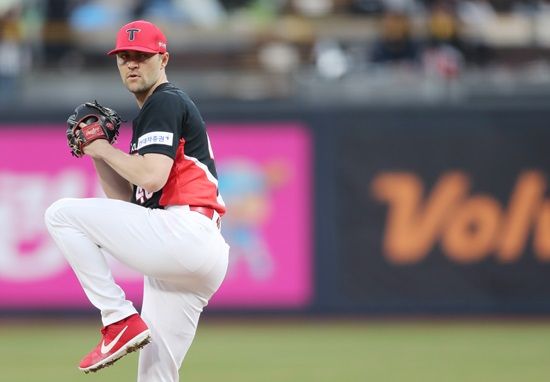 KIA 타이거즈 외국인 투수 제임스 네일. 지난 4월 3일 수원 KT 위즈전에서 6이닝 1실점 호투로 시즌 2승째를 따냈다. 사진 KIA 타이거즈