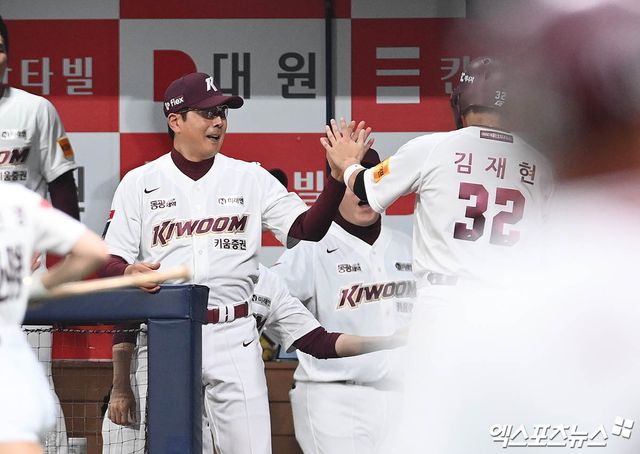 홍원기 키움 감독은 공수에서 활력을 불어넣고 있는 김재현에 대해 칭찬을 아끼지 않았다. 엑스포츠뉴스 DB