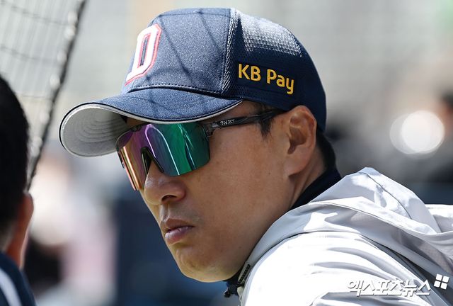 이승엽 감독이 이끄는 두산 베어스가 4월 7일 사직 롯데 자이언츠전 6-7 역전패로 2연패에 빠졌다. 사진 엑스포츠뉴스 DB