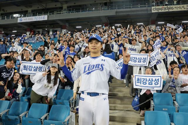 삼성 라이온즈 베테랑 외야수 김헌곤. 5월 9일 대구 삼성라이온즈파크에서 열린 2024 신한 SOL Bank KBO리그 KIA와의 시즌 5차전에 7번타자 겸 좌익수로 선발출전, 4타수 2안타 2타점을 기록했다. 삼성의 3연패 탈출을 이끄는 결승타를 때려냈다. 사진 삼성 라이온즈