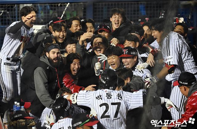 박동원은 24일 잠실구장에서 열린 '2024 신한 SOL Bank KBO 리그' NC와 주말 3연전 첫 경기에서 5번 지명타자로 선발 출전. 연타석 홈런을 때려내며 공격에 활력을 불어넣었다. 엑스포츠뉴스 DB