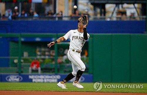 배지환은 한국시간 24일 미국 펜실베니아주 피츠버그 PNC파크에서 열린 '2024 메이저리그' 샌프란시스코전에서 9번타자 중견수로 선발 출전. 4타수 무안타로 팀 패배를 지켜봐야 했다. 연합뉴스 AFP
