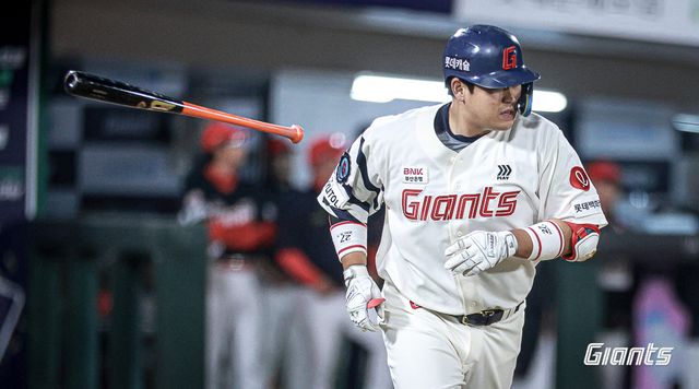 롯데 자이언츠 포수 유강남. 5월 17경기에 출전해 타율 0.273, 55타수 15안타, 3홈런 9타점 OPS 0.795로 활약 중이다. 사진 롯데 자이언츠