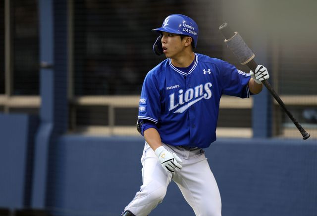 삼성 라이온즈 내야수 김영웅. 지난 5월 24일 사직 롯데 자이언츠전에서 5타석 모두 볼넷으로 출루하며 구단 한 경기 최다 볼넷 기록과 타이를 이뤘다. 사진 삼성 라이온즈