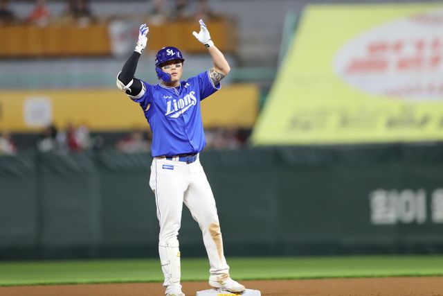 삼성 라이온즈 내야수 류지혁. 5월 24일 롯데 자이언츠와의 사직 원정경기에 5번타자 겸 2루수로 선발출전, 6타수 2안타 3타점을 기록하며 팀 승리를 이끌었다. 사진 삼성 라이온즈