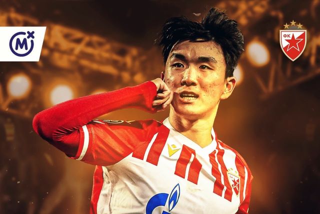 세르비아 수페르리가에서 활약하는 츠르베나 즈베즈다 미드필더 황인범이 리그 공식 스폰서 모차르트 스포츠가 선정한 2023-24시즌 수페르리가 최우수 선수에 뽑혔다. 리그 득점왕 마테우스 살다냐와 같은 득표수를 기록했으나 모차르트 스포츠 소소기 편집장 및 기자들이 최종적으로 황인범을 선택한 것으로 전해졌다. 앞서 올해의 팀에도 선정됐던 황인범은 2관왕을 달성하며 개인 커리어 역사상 최고의 시즌을 보냈다. 잉글랜드 프리미어리그, 스페인 라리가, 독일 분데스리가 등 빅리그 입성도 결코 꿈이 아니게 됐다. SNS