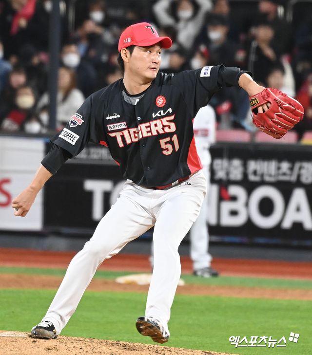 전상현은 29일 창원 NC파크에서 열린 '2024 신한 SOL Bank KBO 리그' NC 다이노스와 주중 3연전 두 번째 경기에서 구원 등판. 1이닝 무실점으로 시즌 두 번째 세이브를 기록했다. 이날 경기 전 전상현은 모교 대구상원고 후배들을 위한 응원의 메시지를 전했다. 엑스포츠뉴스 DB