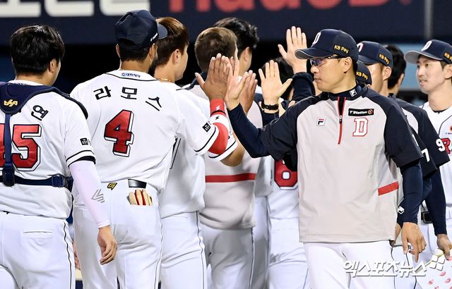 이승엽 감독이 이끄는 두산 베어스. 지난 5월 29일과 30일 KT 위즈를 잠실에서 이틀 연속 제압하고 2연승과 함께 위닝 시리즈를 챙겼다. 사진 엑스포츠뉴스 DB