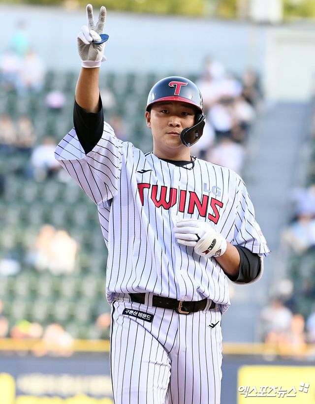 LG 트윈스 외야수 이재원은 지난 10일 상무야구단(국군체육부대)으로 입대했다. 엑스포츠뉴스 DB