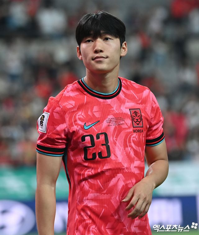 지난해 U-20 월드컵에서 한국 축구 4강 쾌거를 이끌었으며 이후 같은 해 여름 잉글랜드 2부리그 스토크 시티로 이적, 구단 올해의 선수로 뽑힌 배준호가 6월 월드컵 아시아 2차예선 2연전에서 A매치 데뷔전 데뷔골을 넣는 등 맹활약했다. 손흥민은 배준호를 가리켜 한국 축구의 미래라고 직접 밝히기도 했다. 이강인, 정우영 등과 함께 한국 축구를 이끌어갈 차세대 에이스로 거듭났다. 엑스포츠뉴스DB