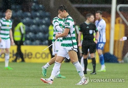 스코틀랜드 매체 데일리 레코드가 12일(한국시간) 셀틱에서 자리를 잃은 오현규가 벨기에 명문 팀 헹크로 이적할 수 있다고 전했다.&nbsp;헹크는 벨기에 명문팀으로 현재 손흥민, 박주호, 이진현 등을 지도했던 토르스텐 핑크 감독이 이끌고 있다. 연합뉴스