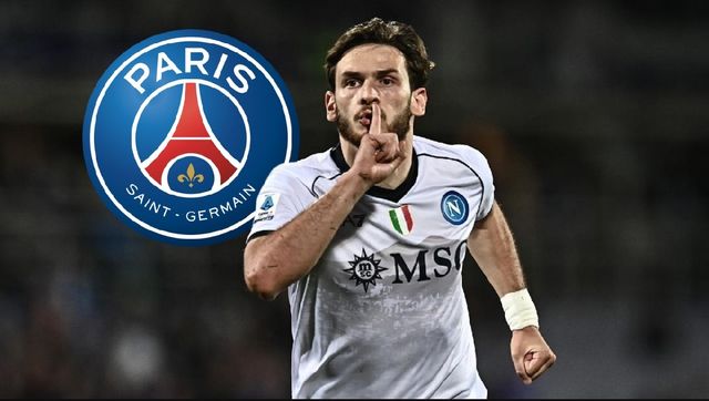 최근 이탈리아 세리에A 나폴리와 에이스 흐비차 크바라츠헬리아 간의 갈등이 극에 달하고 있다. 조지아 윙어 흐비차는 지난 시즌 김민재와 함께 나폴리를 이끌며 33년 만에 세리에A 우승에 큰 역할을 수행해 세리에A MVP로 선정됐다. 이번 시즌엔 나폴리가 10위로 추락해 UEFA 챔피언스리그에 나가지 못하자 흐비차는 이번 여름 이적을 원하고 있다. 마침 PSG가 흐비차 영입을 원하고 있고 거액의 연봉을 약속한 것으로 알려졌다. 흐비차 아버지와 에이전트가 공개적으로 이적 허가를 요구 중인 가운데 나폴리는 성명서를 통해 계약 기간을 준수할 것을 요구했다. 칼치오나폴리 SNS