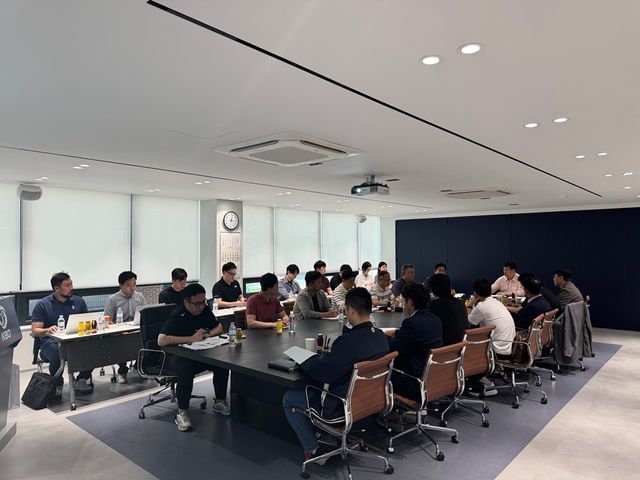 KBO는 지난 24일 피치클락 TF 2차 회의를 개최해 리그 각 구성원들과 KBO리그 맞춤형 피치클락에 관해 심도 있게 논의했다. KBO 제공​