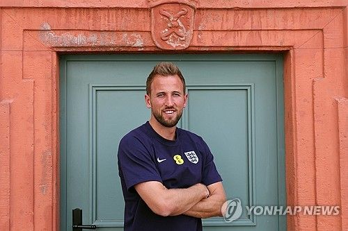 글로벌 스포츠 매체 디 애슬레틱이 25일(한국시간) 해리 케인과 개리 리네커의 설전에 대해 리네커의 손을 들면서 해설가들이 치어리더가 아니라고 주장했다.&nbsp;연합뉴스