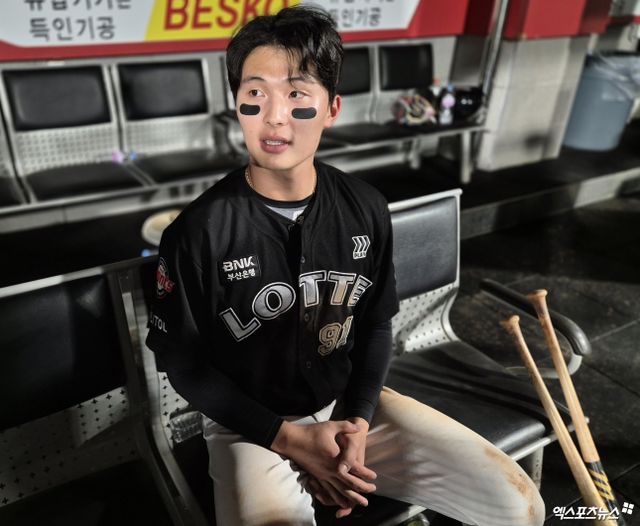 롯데 자이언츠 외야수 윤동희. 6월 5일 광주 KIA 타이거즈전에서 5타수 3안타 4타점 1득점 맹타를 휘두르고 팀의 3연승을 견인했다. 사진 엑스포츠뉴스