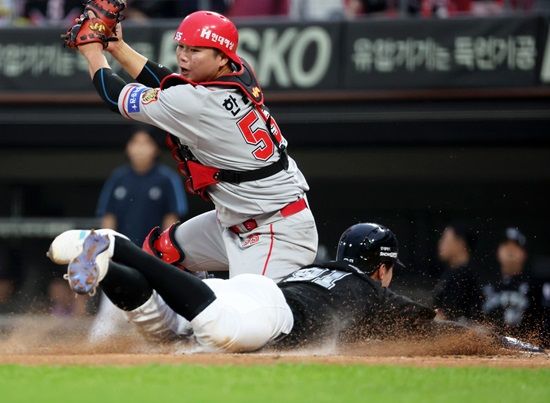 롯데 자이언츠 외야수 윤동희. 6월 5일 광주 KIA 타이거즈전에서 5타수 3안타 4타점 1득점 맹타를 휘두르고 팀의 3연승을 견인했다. 사진 연합뉴스