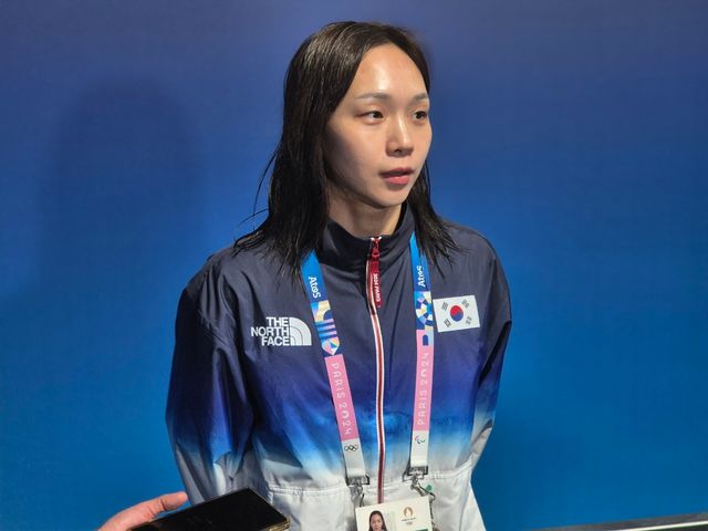 여자 수영 국가대표 김서영이 26일(현지시간) 2024 파리 올림픽 수영 경기가 열리는 프랑스 파리 라데팡스 아레나에서 훈련을 마친 뒤 인터뷰를 진행했다. 사진 엑스포츠뉴스