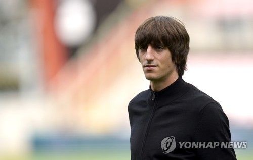 스페인 매체 스포르트가 25일(한국시간) 지로나가 최근 맨체스터 시티로 떠난 사비우의 대체자로 브리안 힐을 선택해 영입을 앞두고 있다고 전했다.&nbsp;연합뉴스