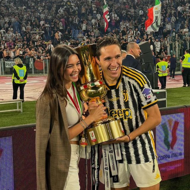 이탈리아 매체 스포르트 메디아셋이 26일(한국시간) 토트넘이 유벤투스의 공격수 키에사에게 관심을 보이고 있으며 유벤투스도 키에사 판매에 열려 있다고 전했다.&nbsp;키에사 인스타그램