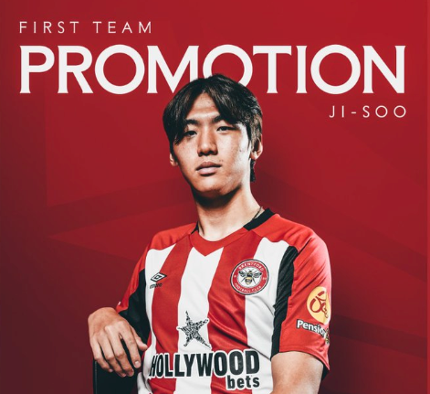 브렌트포드가 17일(한국시간) 사회관계망서비스(SNS)를 통해 2024-2025시즌 프리미어리그에 나설 29명의 선수단과 등번호를 공개했다.&nbsp; 이번 프리시즌에 1군 팀에 합류한 김지수는 등번호 36번을 받고 프리미어리그에서 활약할 기회를 얻었다.&nbsp; 브렌트포드는 18일 오후 10시 브렌트포드의 지테크 커뮤니티 스타디움에서 크리스탈 팰리스와 2024-2025시즌 프리미어리그 개막 라운드 홈 경기를 치른다.&nbsp;브렌트포드