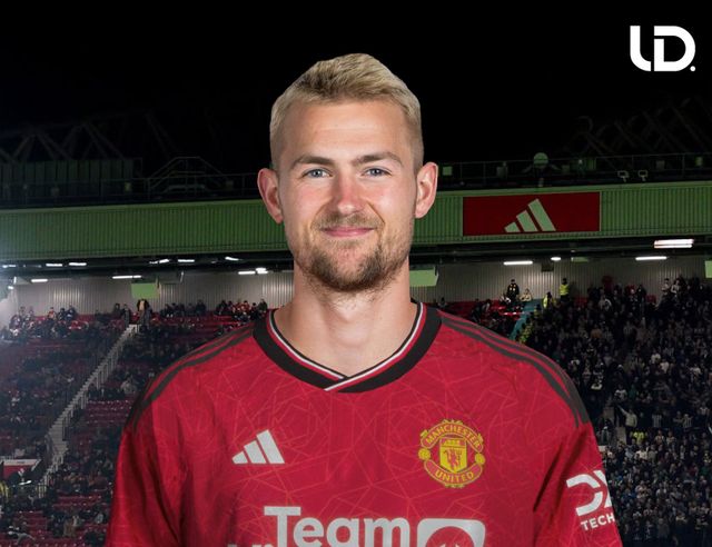 스카이스포츠 독일이 9일(한국시간) 바이엘 레버쿠젠이 뮌헨 이적을 원하는 요나단 타의 이적 데드라인을 설정했다고 보도했다.&nbsp;레버쿠젠은 내일 오전 7시까지 뮌헨의 공식 제안을 받을 예정이다. SNS