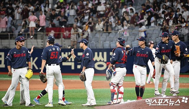 롯데는 8월 월간 승률 0.636(14승 8패)으로 10개 구단 중 2위를 기록하며 상승곡선을 그리고 있다. 기세를 9월에도 이어 포스트시즌 진출을 노려본다. 엑스포츠뉴스 DB