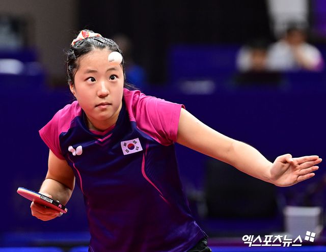 한국 여자 탁구의 간판 신유빈이 11일(한국시간) 카타르 도하의 루사일 스포츠 아레나에서 열린 2025 WTT 스타 컨텐더 도하 여자단식 8강에서 세계랭킹 29위 일본의 기하라 미유우에게 게임 스코어 0-3(9-11 4-116-11)으로 졌다.&nbsp;사진 엑스포츠뉴스 DB