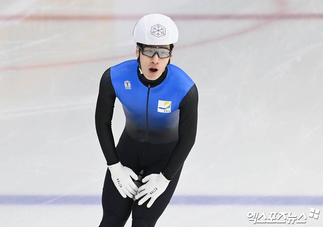 황대헌이 지난해 4월 11일 서울 양천구 목동아이스링크에서 열린 2024-2025시즌 쇼트트랙 국가대표 2차 선발전 남자 500m 준결승 경기에서 결승선을 통과한 뒤 아쉬워하고 있다. 엑스포츠뉴스 DB