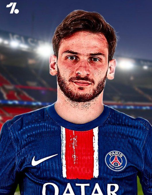 조지아 국적으로 이탈리아에서 활동하는 라샤 코키아쉬빌리가 14일(한국 시각) 흐비차 크바라첼리아가 나폴리에서 PSG로 이적한다고 확인했다.&nbsp;원풋볼