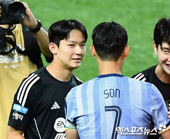 2006년생 양민혁은 지난해 K리그를 수놓은 한국 최고 유망주다. 하지만 토트넘에서는 기를 펴지 못하고 있다. 1군 데뷔는커녕 유소년 아카데미부터다시 시작해야 할 판이다.&nbsp;손흥민의 조언이 현실로 다가온 상황이다. 손흥민은 K리그와 프리미어리그는 다르며, 프리미어리그에서도 최고의 선수로 성장하기 위해서는 언어, 문화, 피지컬, 인성, 가족과 떨어져 혼자 지내는 것 등 모든 게 완벽히 준비돼야 한다고 직설적인 조언을 남긴 적이 있다. 엑스포츠뉴스DB