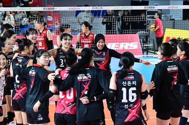 정관장이 26일 대전 페퍼저축은행전에서 세트 스코어 3-1 승리로 13연승을 달렸다. KOVO