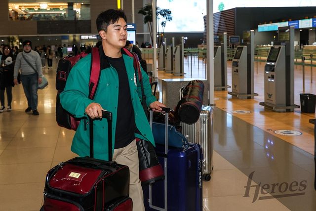 키움 외야수 강진성은 비시즌 새 보금자리를 마련했다. 잘했던 시절 자신감을 회복해 새 팀에 보탬이 되고자 힘찬 각오를 밝혔다. 키움 히어로즈